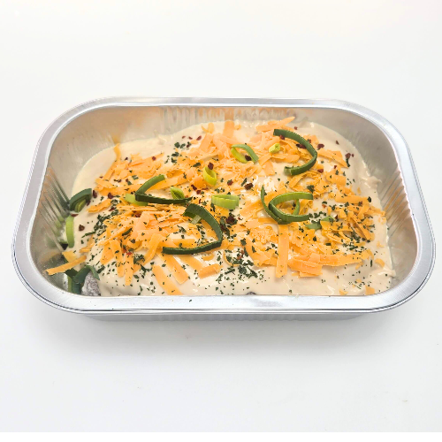 2 Chicken Breasts with Cream Leeks and Gratin Cheese Sauce
